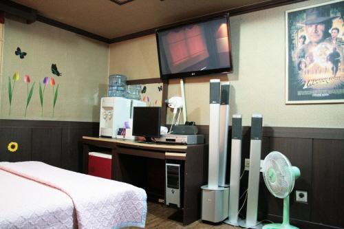 Movie Motel Jinju Rum bild